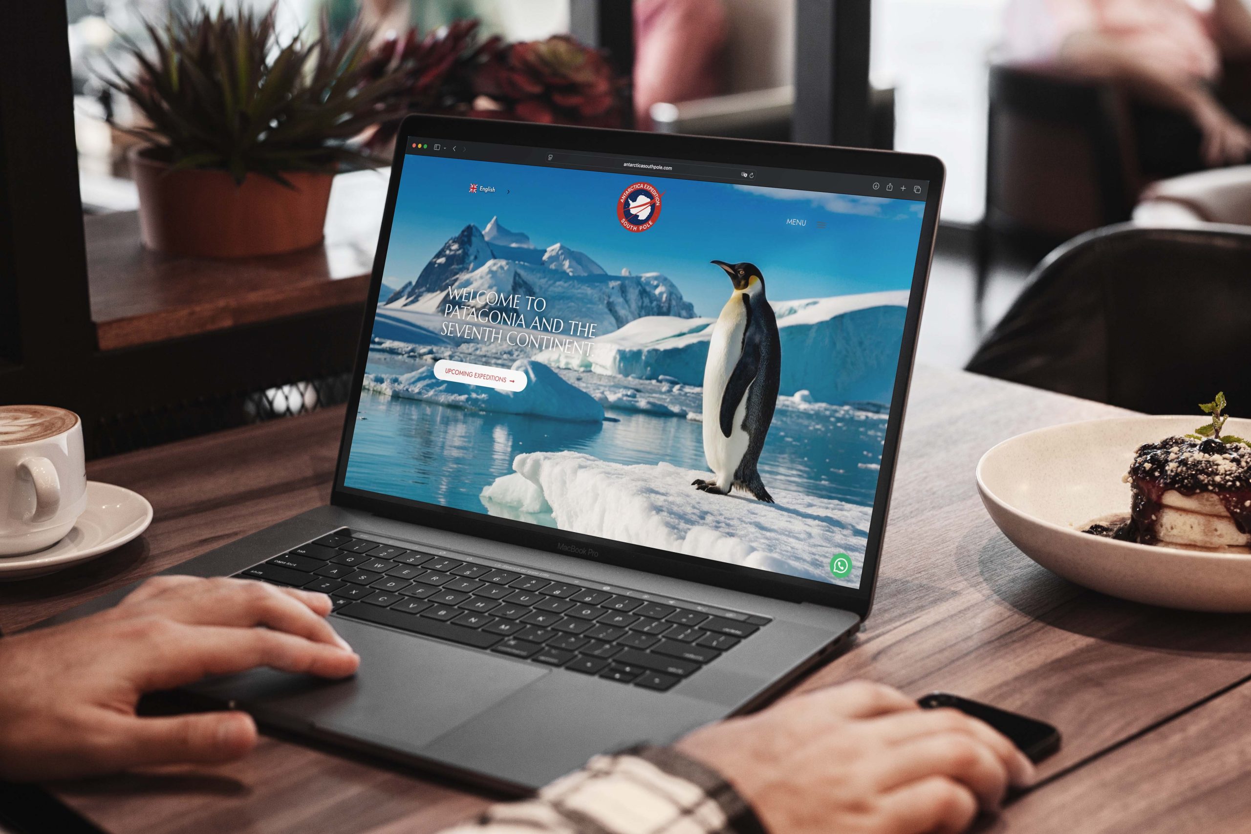 Mockup MacBook Pro Antarctica South Pole